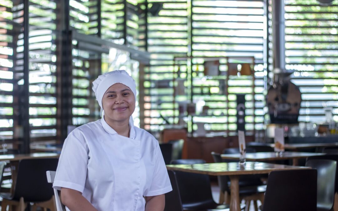 El impacto de la inclusión laboral: el modelo de éxito de Crepes & Waffles en el Valle del Cauca